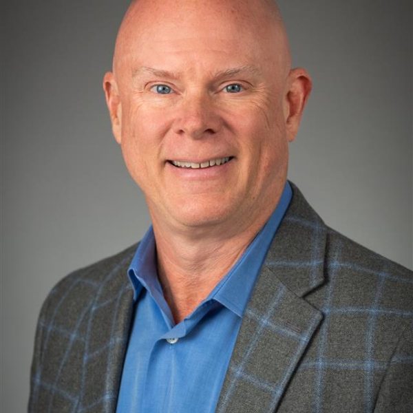 Scott Nadenik headshot.